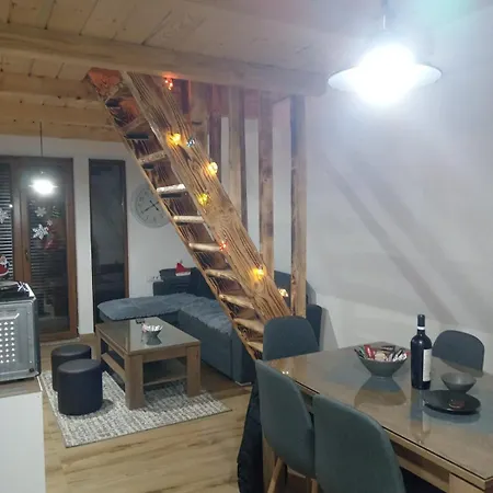 Kutak Masa Apartment *