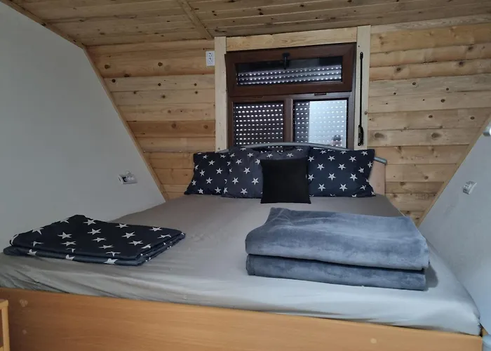 Kutak Masa 아파트 Rudno